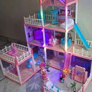 Foto recebida de Casa de Boneca Infantil Grande 3