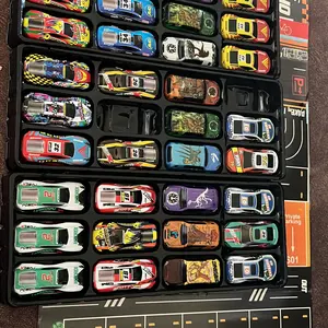Foto recebida de Kit 48 Carrinhos 1